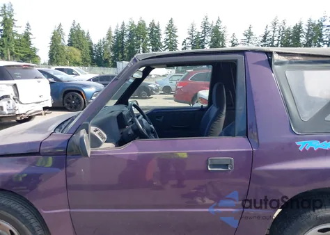 1995 Geo Tracker from USA, damaged, VIN 2CNBE18U9S6924854